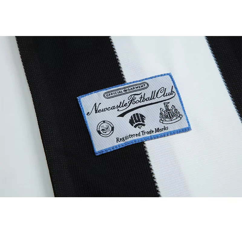 Newcastle United 1995/97 Home Retro Jersey – Classic Football Shirt – Size S–XXL