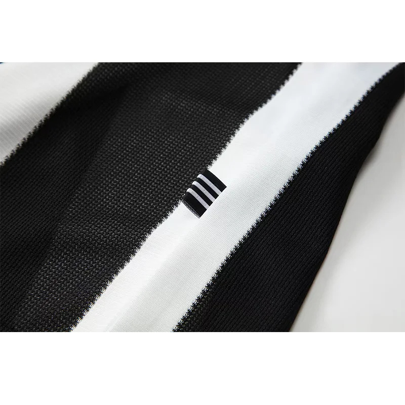 Newcastle United 1995/97 Home Long Sleeve Retro Jersey – Classic Football Shirt – Size S–XXL