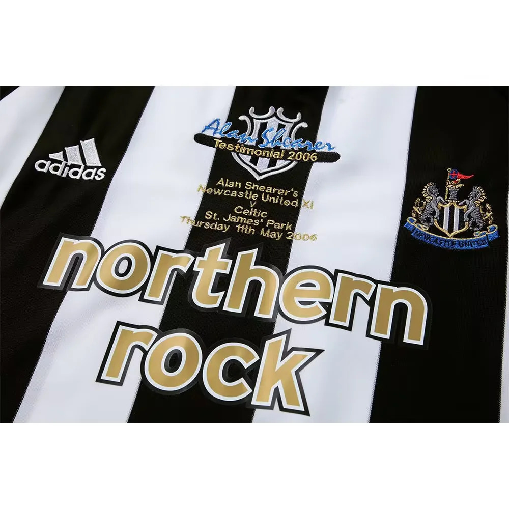 Newcastle United 2004/06 Special Edition Home Retro Jersey – Classic Football Shirt – Size S–XXL
