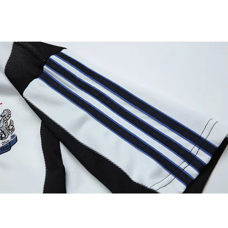 Newcastle United 1995/97 Home Retro Jersey – Classic Football Shirt – Size S–XXL