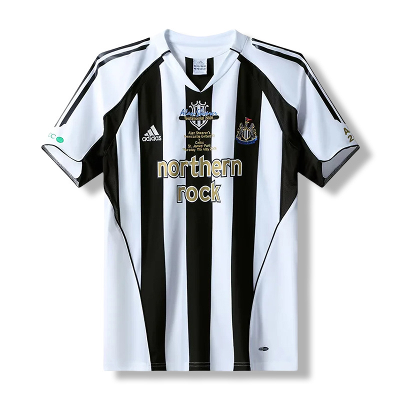 Newcastle United 2004/06 Special Edition Home Retro Jersey – Classic Football Shirt – Size S–XXL