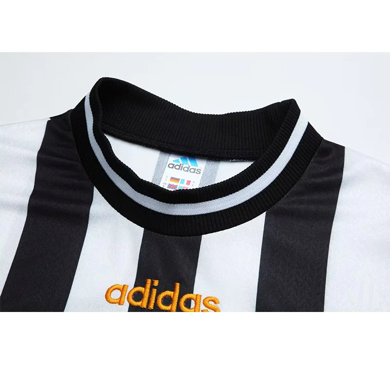 Newcastle United 1997/99 Home Retro Jersey – Classic Football Shirt – Size S–XXL