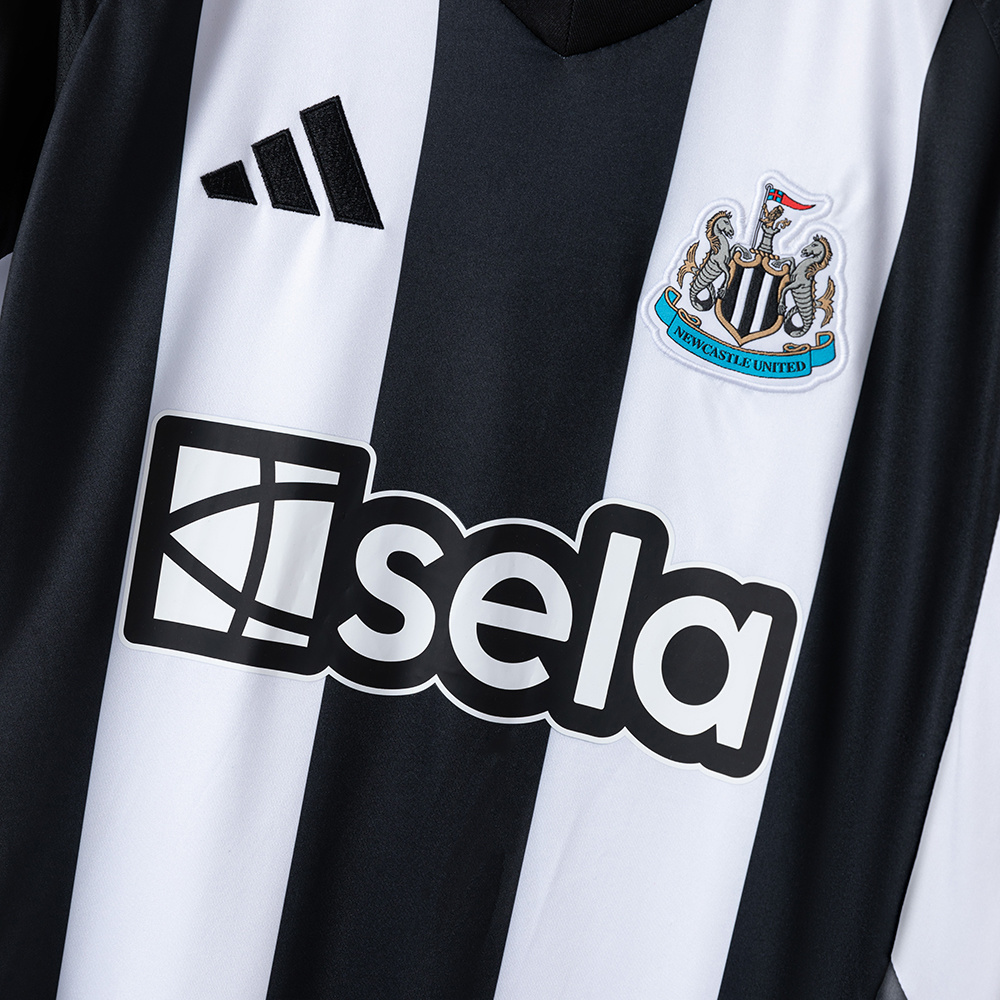 Newcastle United 24/25 Home Jersey – Replica Football Soccer Shirt – Size S–4XL