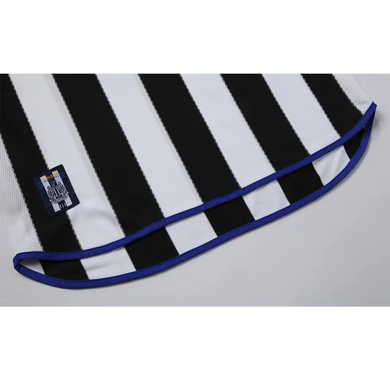 Newcastle United 2000/01 Home Retro Jersey – Classic Football Shirt – Size S–XXL