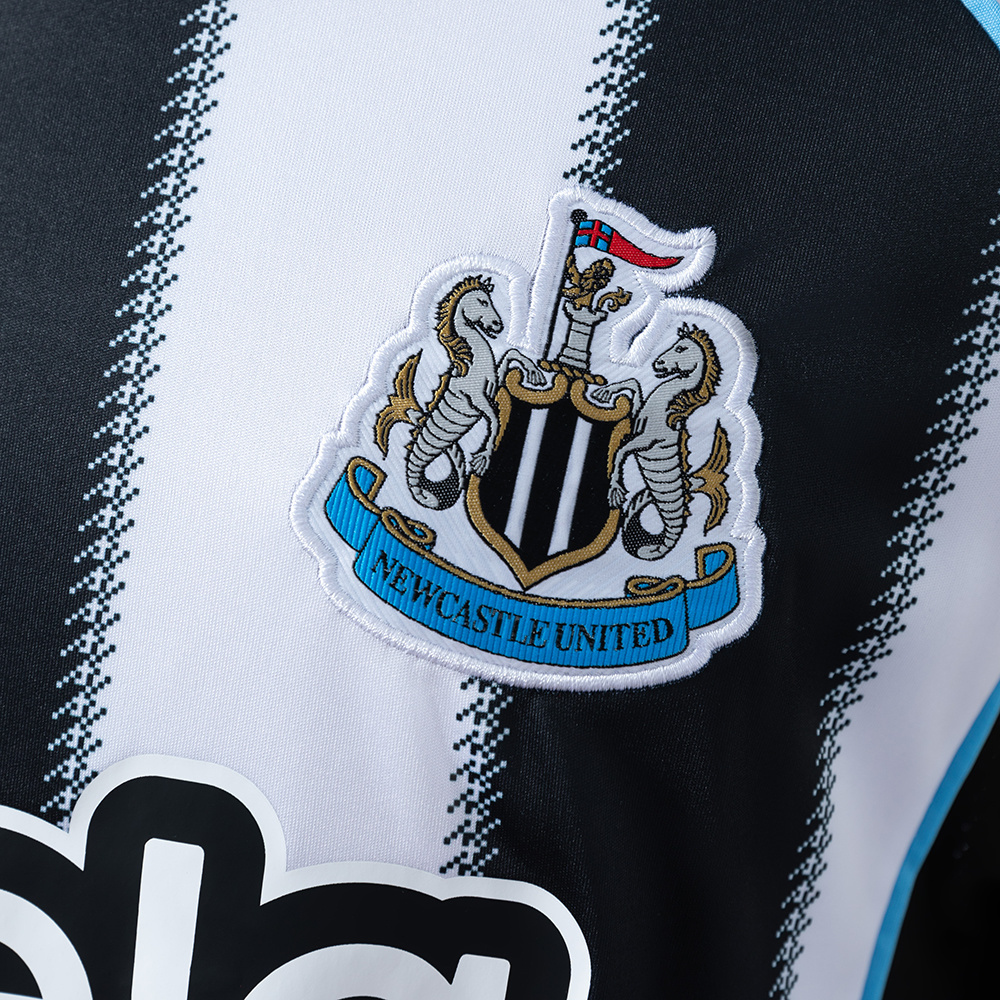 Newcastle United 25/26 Home Long Sleeve Jersey – Replica Football Soccer Shirt – Size S–4XL