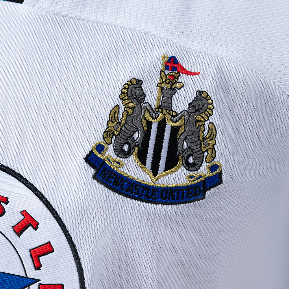 Newcastle United 1999/00 Away Retro Jersey – Classic Football Shirt – Size S–XXL