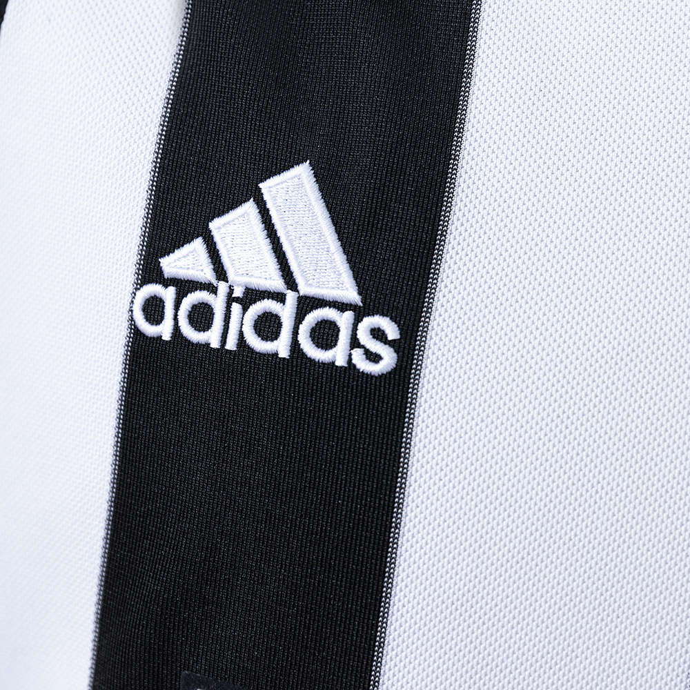 Newcastle United 2003/05 Home Retro Jersey – Classic Football Shirt – Size S–XXL