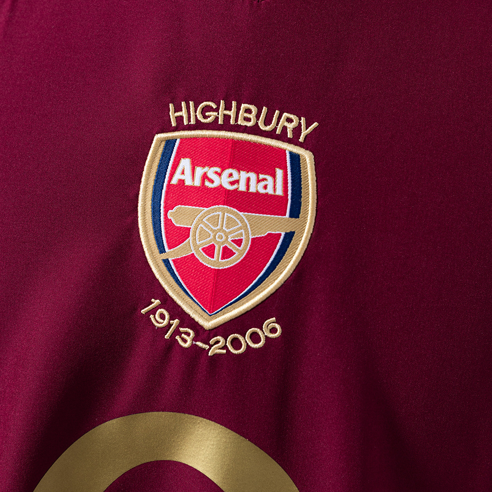 Arsenal 2005/06 Home Retro Jersey – Classic Football Shirt – Size S–XXL