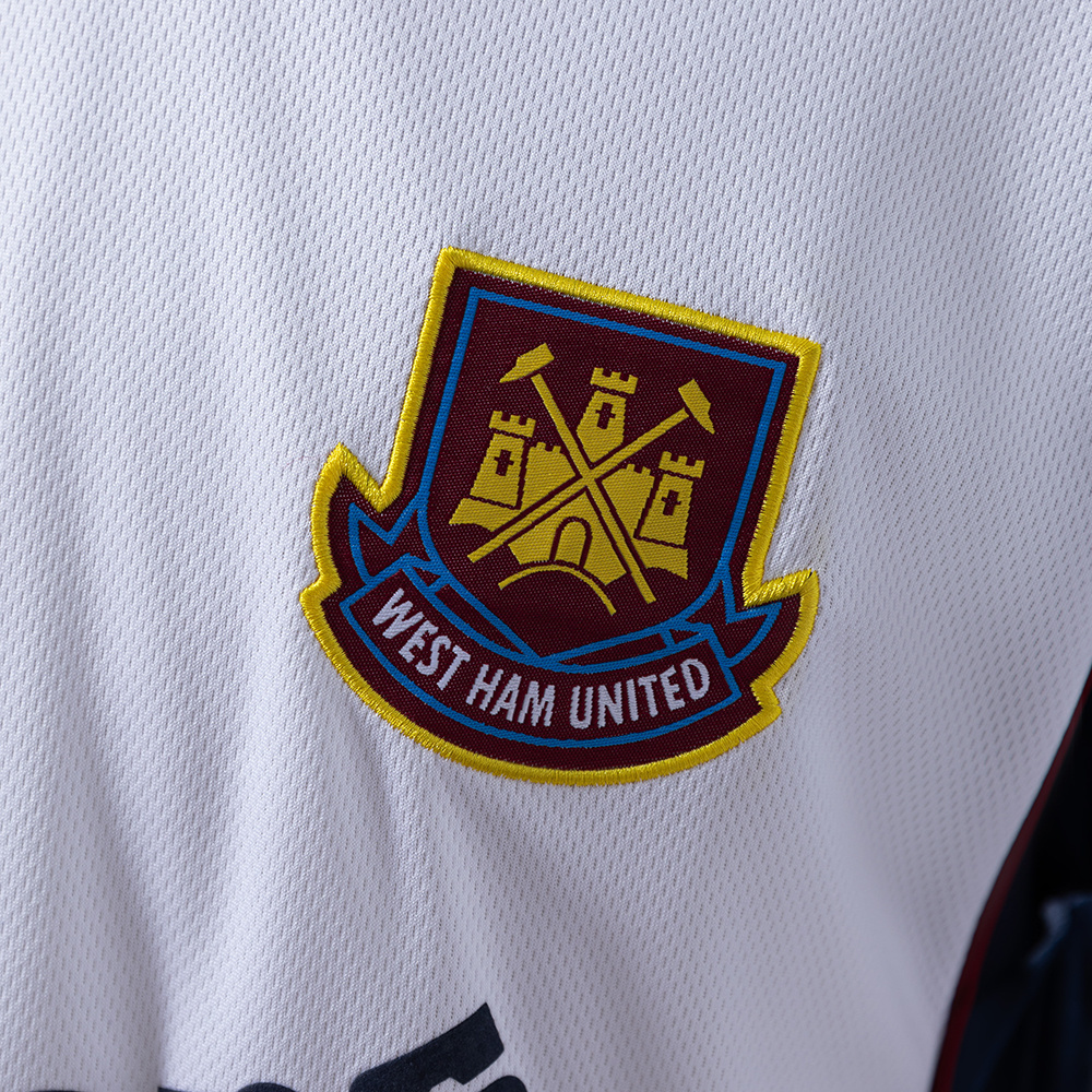 West Ham United 1999/01 Away Retro Jersey – Classic Football Shirt – Size S–XXL