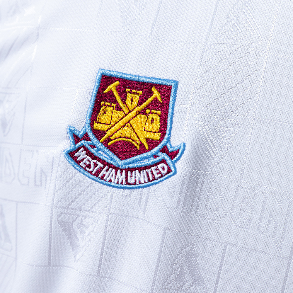 West Ham United 1999 Away (Iron Lady) Retro Jersey – Classic Football Shirt – Size S–XXL