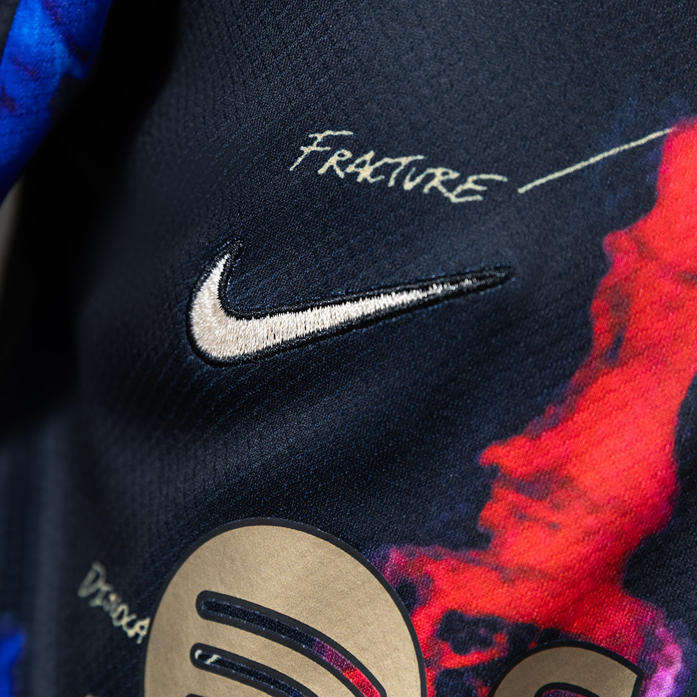 Barcelona 25/26 Special Edition Camo Kids Kit Jersey – Replica Football Soccer Shirt – Size 16–28