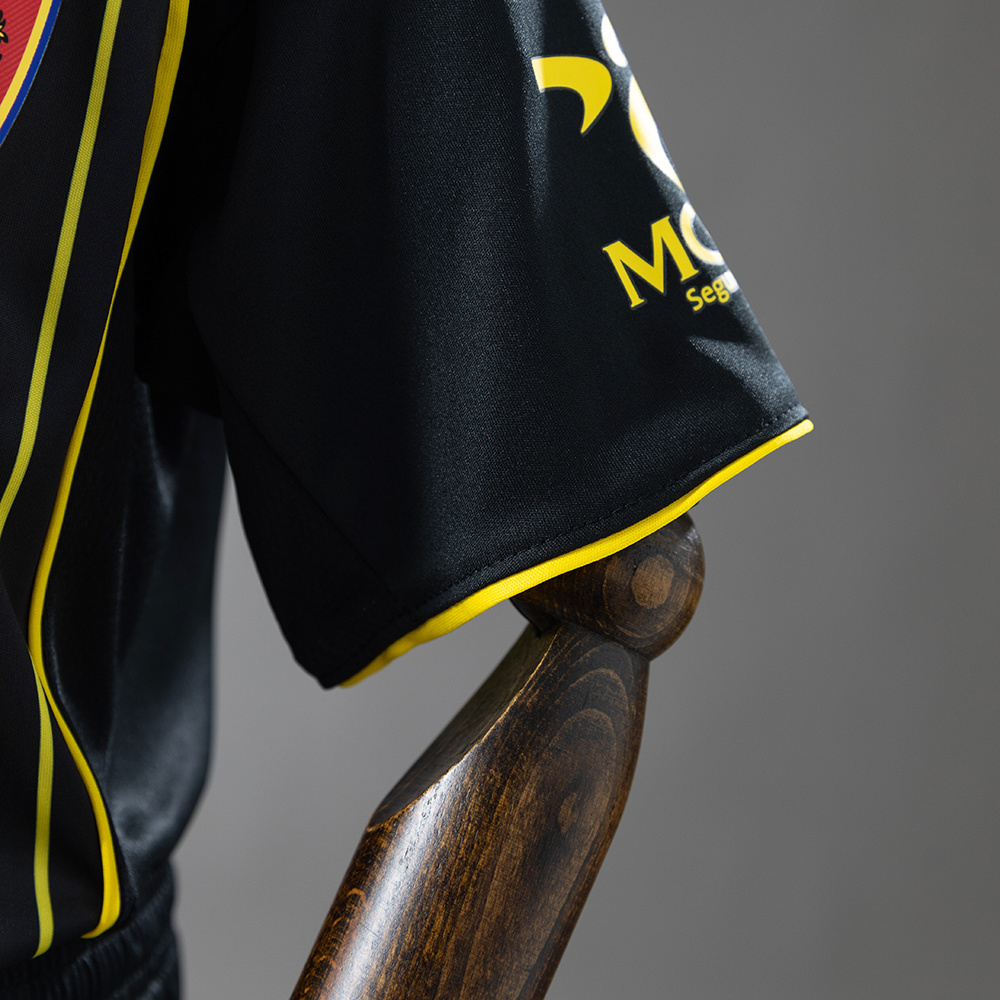 Zaragoza 25/26 Away Kids Kit Jersey – Replica Football Soccer Shirt – Size 16–28