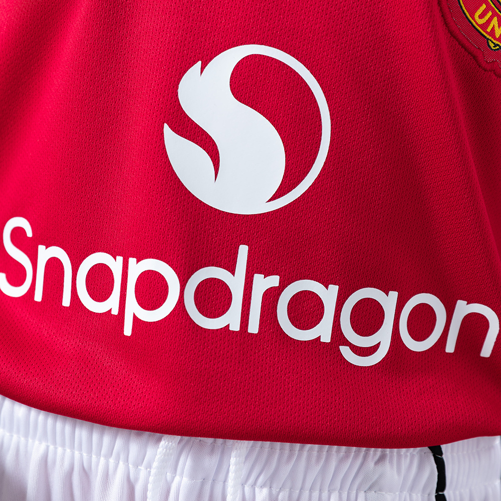 Manchester United 25/26 Home Kids Kit Jersey – Replica Football Soccer Shirt – Size 16–28