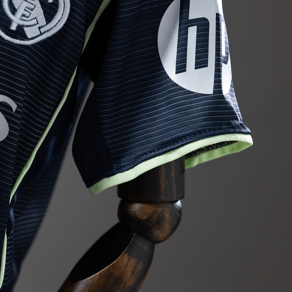 Real Madrid 25/26 Away Kids Kit Jersey – Replica Football Soccer Shirt – Size 16–28