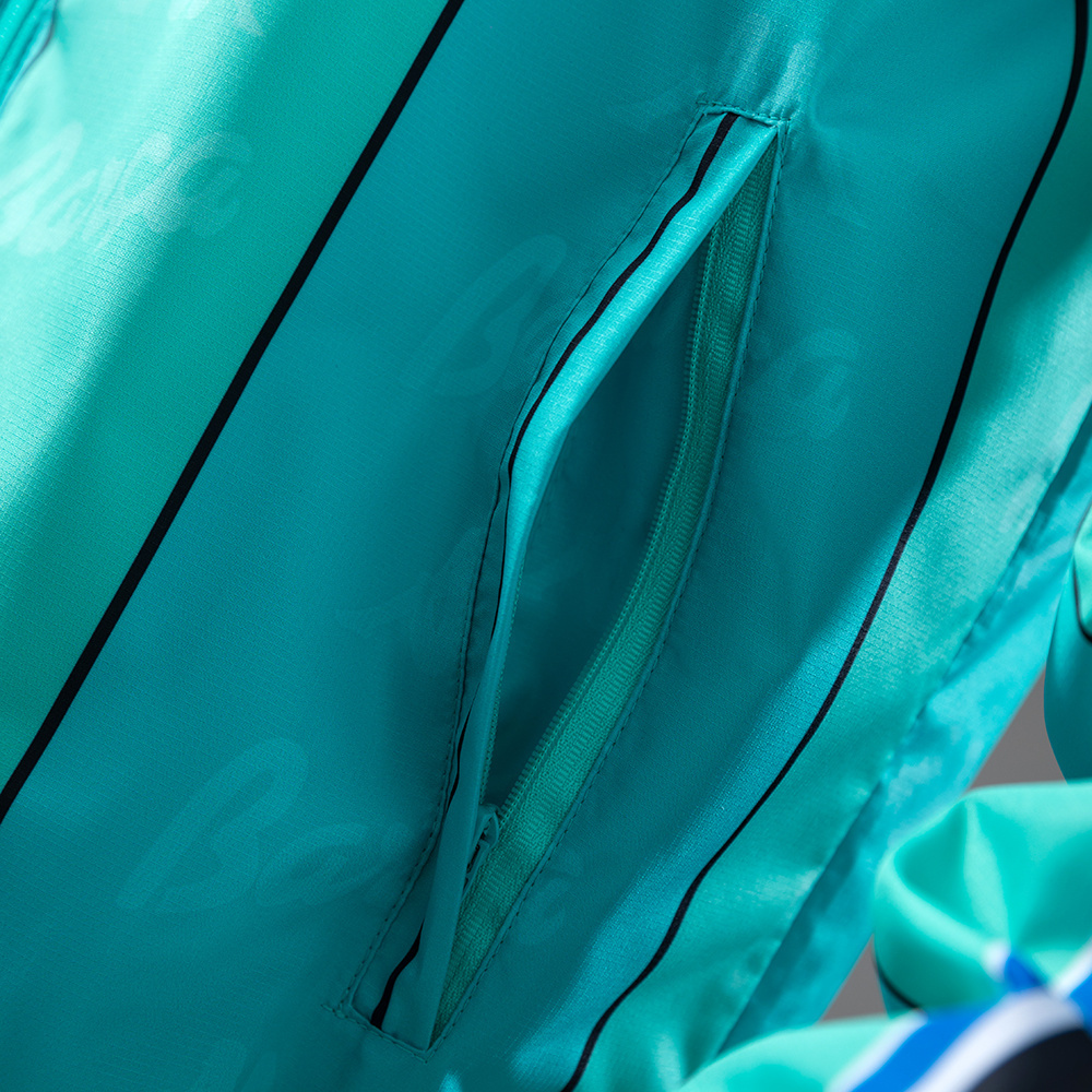 Barcelona96-97 Retro Windbreaker – Replica Football Soccer Outfit