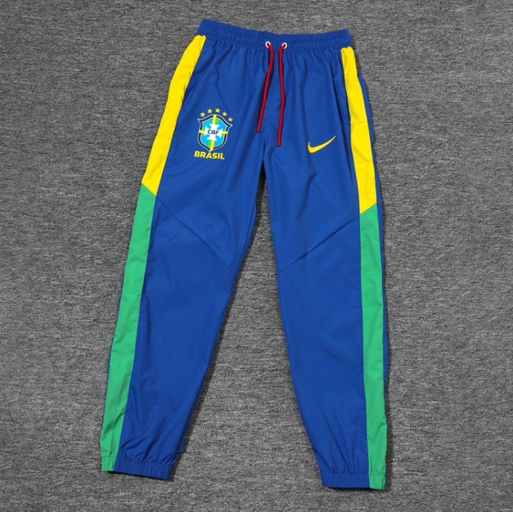 Brazil 25/26 Adult Windbreaker Kit – Replica Football Soccer Outfit