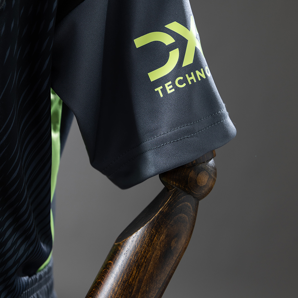 Manchester United 25/26 Goalkeeper Full Kids Kit Jersey – Replica Football Soccer Shirt – Size 16–28