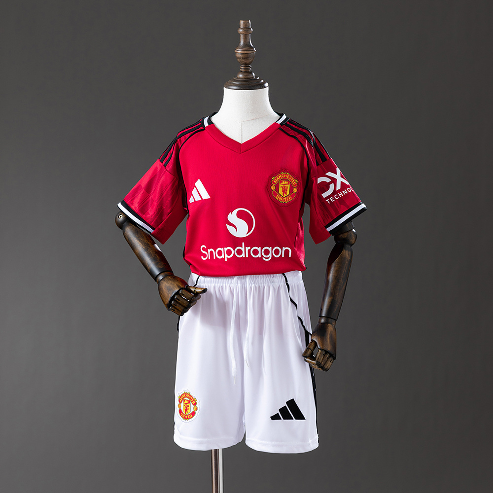 Manchester United 25/26 Home Kids Kit Jersey – Replica Football Soccer Shirt – Size 16–28