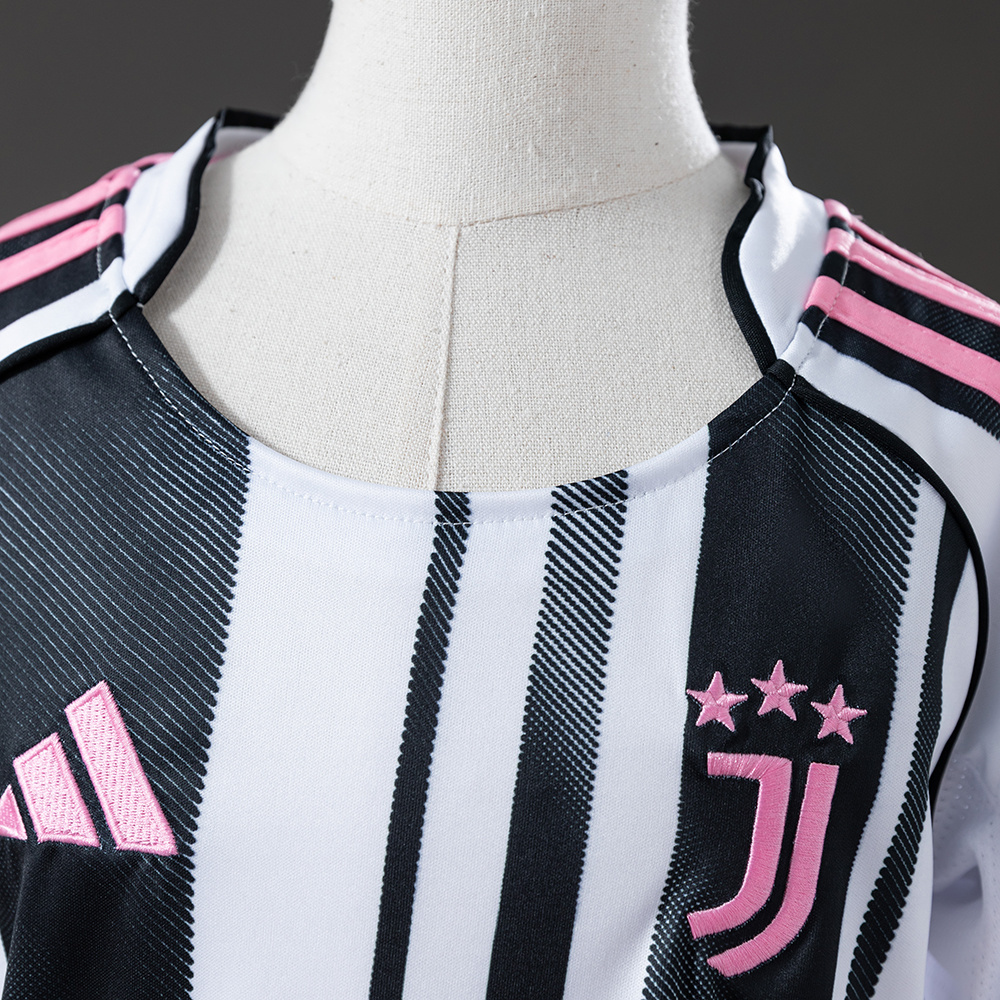 Juventus 25/26 Home Kids Kit Jersey – Replica Football Soccer Shirt – Size 16–28