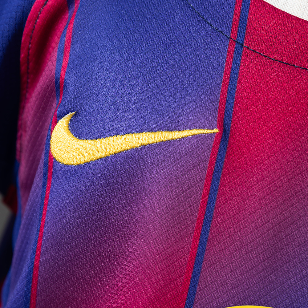 Barcelona 25/26 Home Kids Kit Jersey – Replica Football Soccer Shirt – Size 16–28