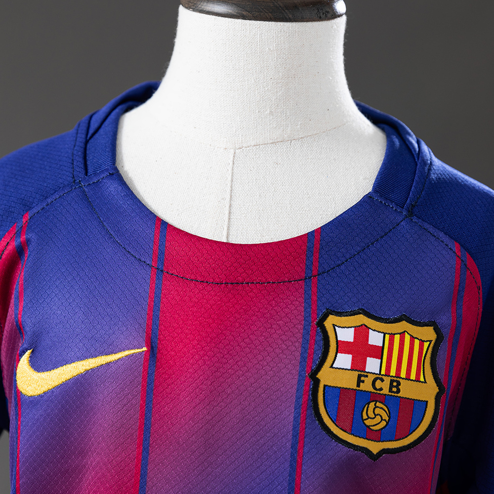 Barcelona 25/26 Home Kids Kit Jersey – Replica Football Soccer Shirt – Size 16–28
