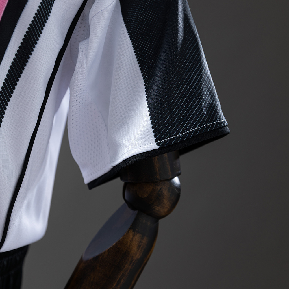 Juventus 25/26 Home Kids Kit Jersey – Replica Football Soccer Shirt – Size 16–28