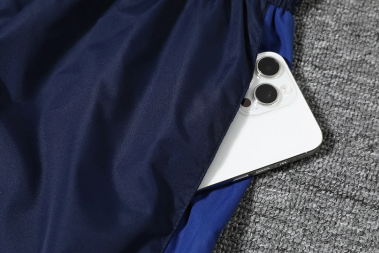 Barcelona 25/26 Adult Windbreaker Kit – Replica Football Soccer Outfit