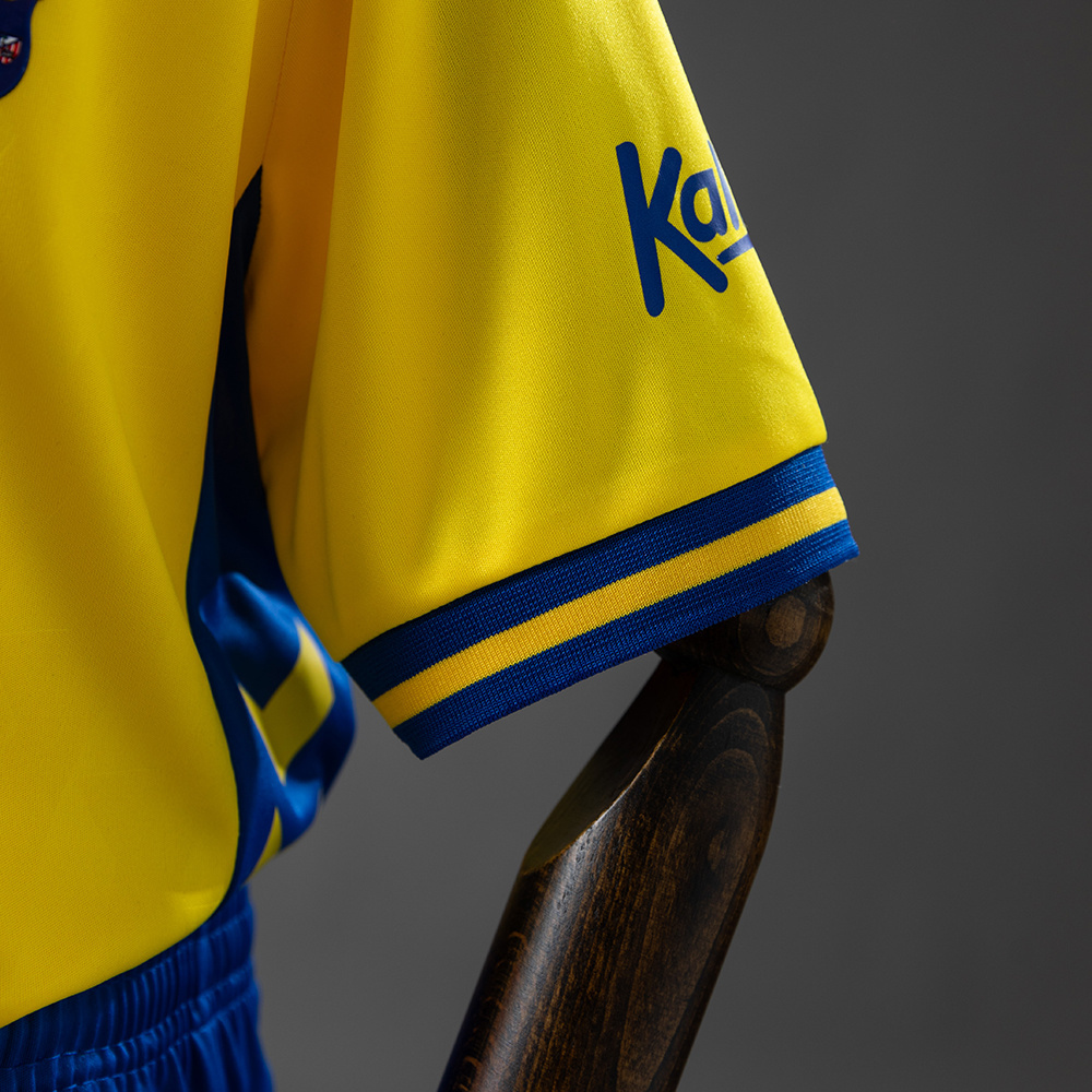 Las Palmas 25/26 Home Kids Kit Jersey – Replica Football Soccer Shirt – Size 16–28