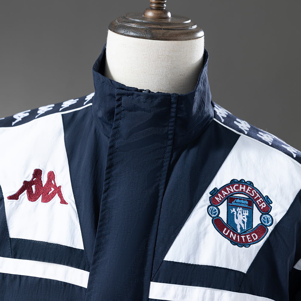 Barcelona Retro Windbreaker – Replica Football Soccer Outfit