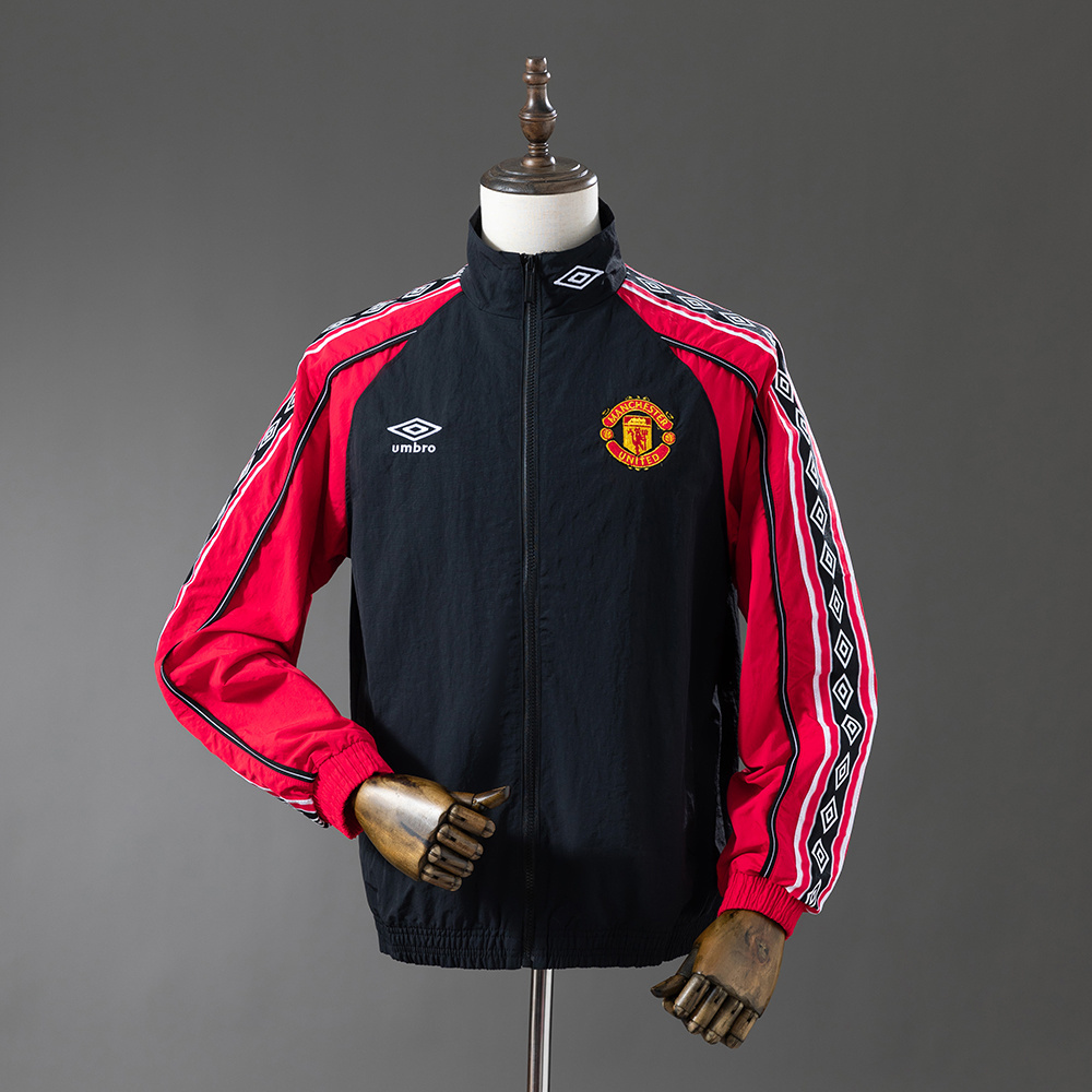 Manchester United Retro Windbreaker S-XXL  – Replica Football Soccer Outfit