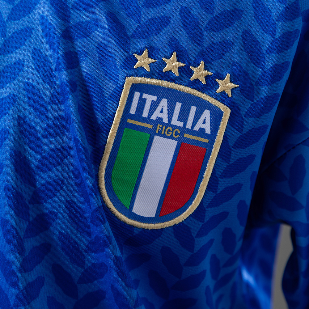 Italy 2026 Home Kids Kit Jersey – Replica Football Soccer Shirt – Size 16–28