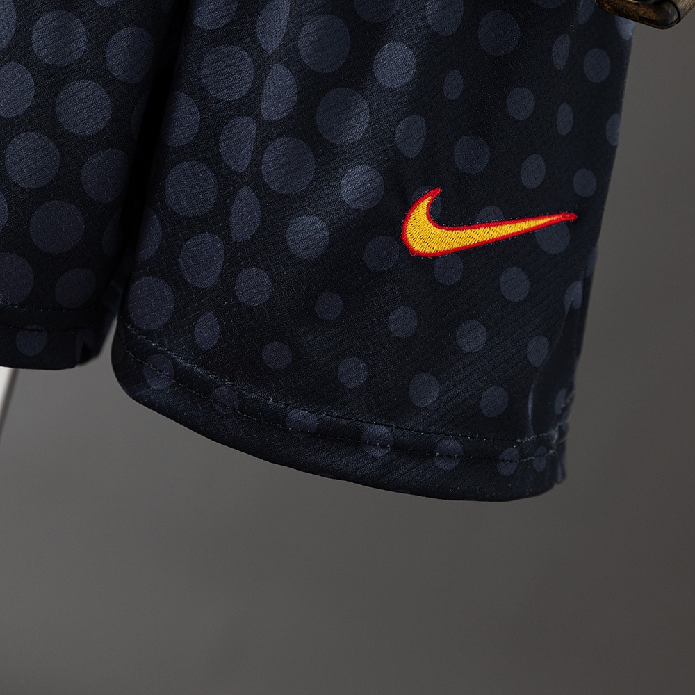 Barcelona 25/26 Training Kit Kids Jersey – Replica Football Soccer Shirt – Size 16–28