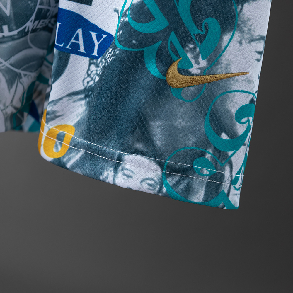 Barcelona 25/26 Legendary Player Special Edition Full Kids Kit Jersey – Replica Football Soccer Shirt – Size 16–28