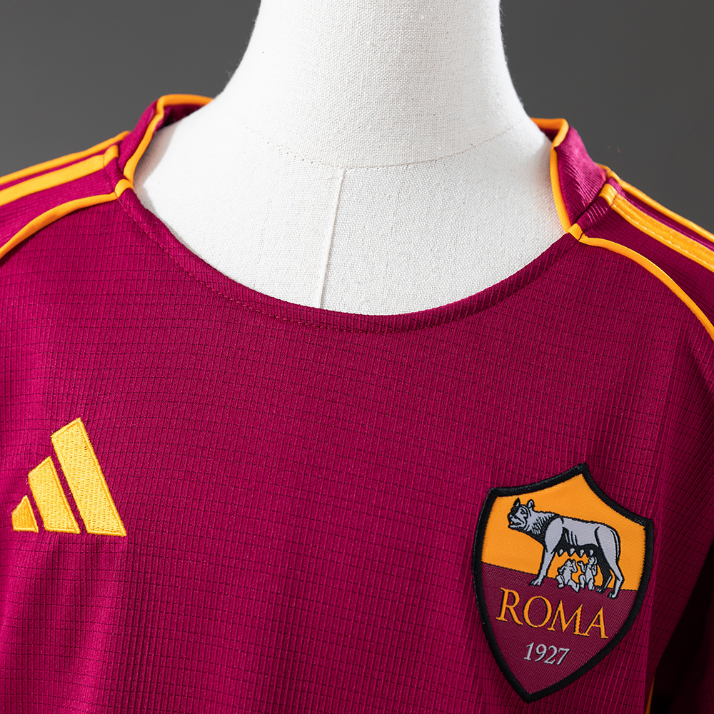 AS Roma 25/26 Home Full Kids Kit Jersey – Replica Football Soccer Shirt – Size 16–28