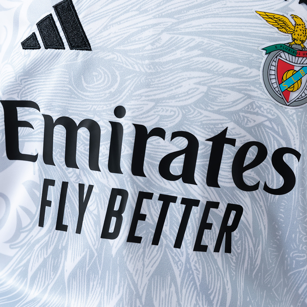 Benfica 25/26 Kids Kit White Training Jersey – Replica Football Soccer Shirt – Size 16–28