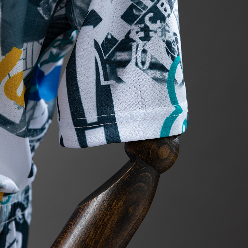 Barcelona 25/26 Legendary Player Special Edition Full Kids Kit Jersey – Replica Football Soccer Shirt – Size 16–28