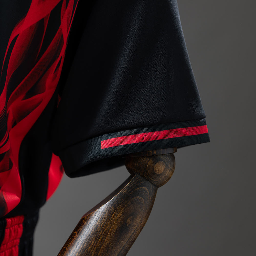 Benfica 25/26 Kids Kit Black Training Jersey – Replica Football Soccer Shirt – Size 16–28