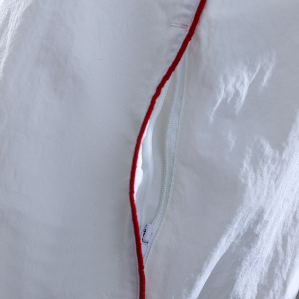 River Plate 25/26 Windbreaker – Replica Football Soccer Outfit