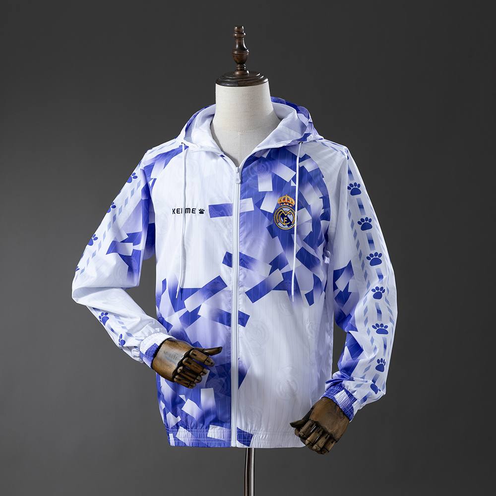 Real Madrid Retro Windbreaker – Replica Football Soccer Outfit