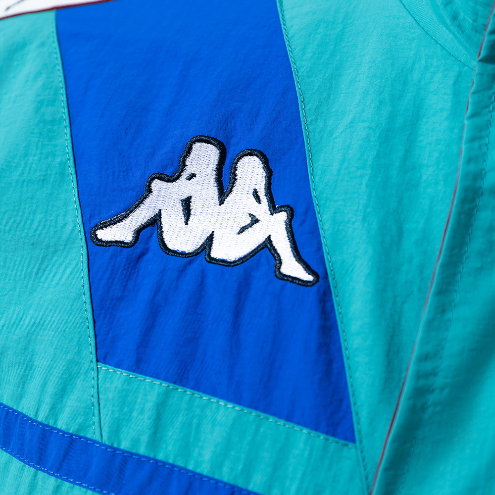 Barcelona Retro Windbreaker – Replica Football Soccer Outfit