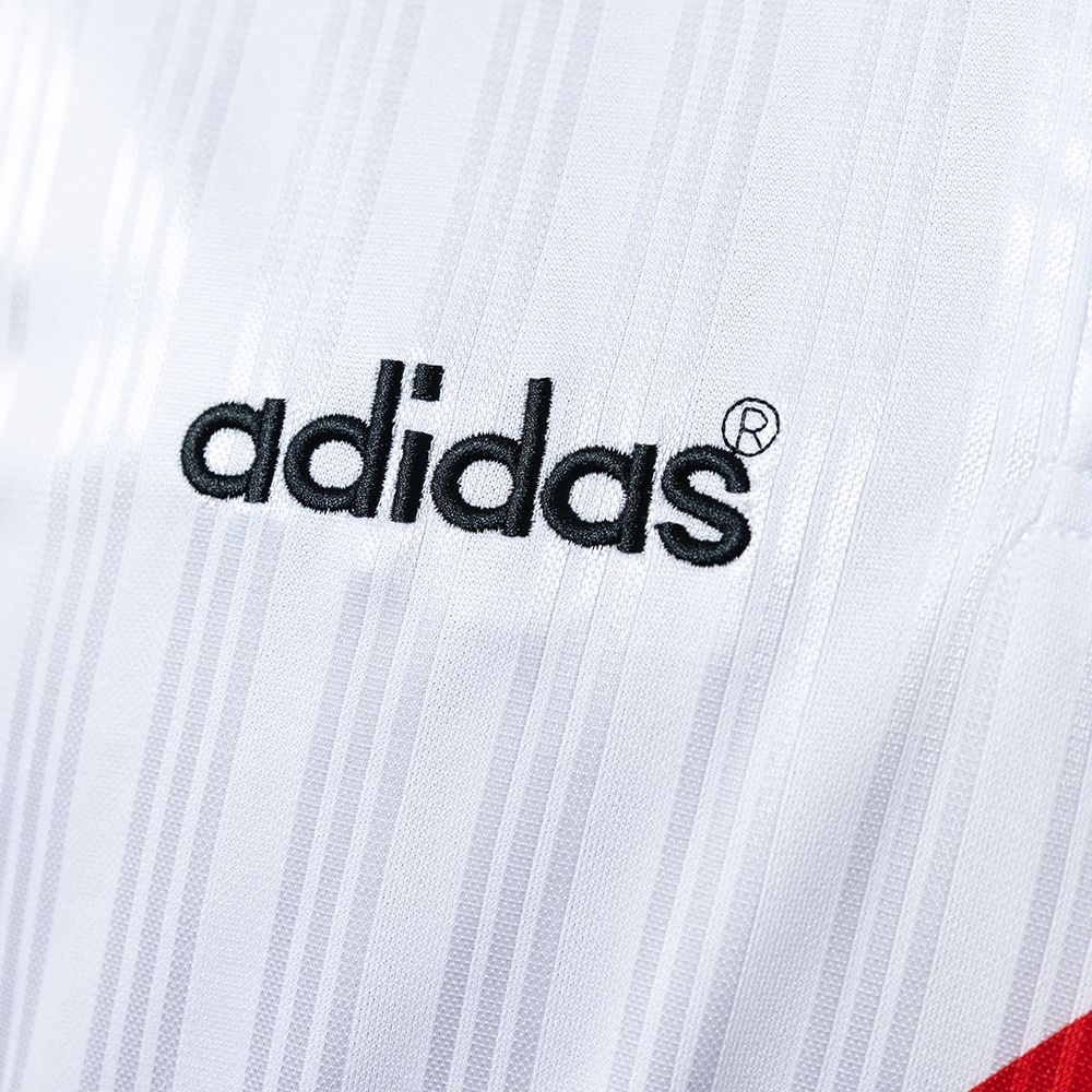 River Plate 95/96 Home Retro Jersey – Replica Football Soccer Shirt – Size S–XXL