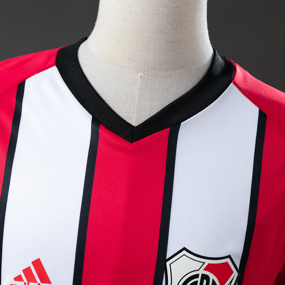 River Plate 03/04 Away Long Sleeve Retro Jersey – Replica Football Soccer Shirt – Size S–XXL