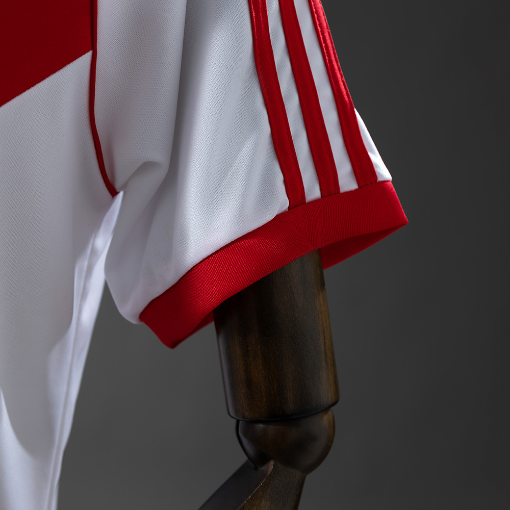 River Plate 86/87 Home Retro Jersey – Replica Football Soccer Shirt – Size S–XXL