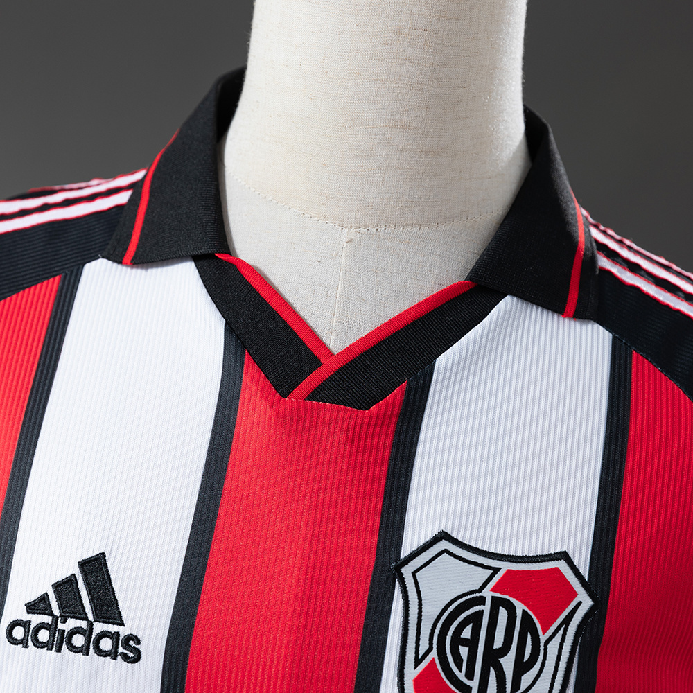 River Plate 05/06 Away Retro Jersey – Replica Football Soccer Shirt – Size S–XXL
