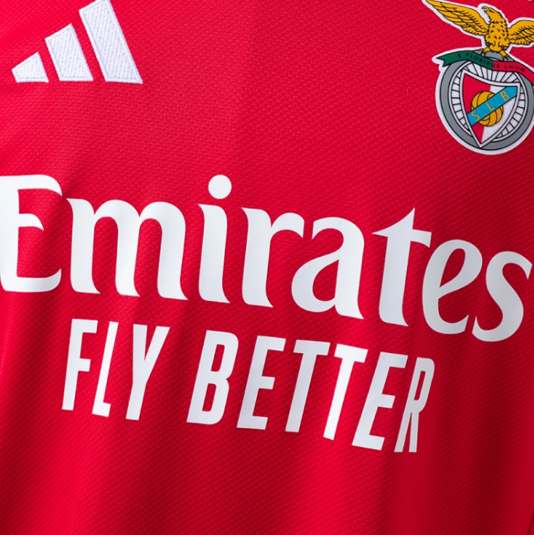 Benfica 25/26 Home Jersey – Replica Football Soccer Shirt