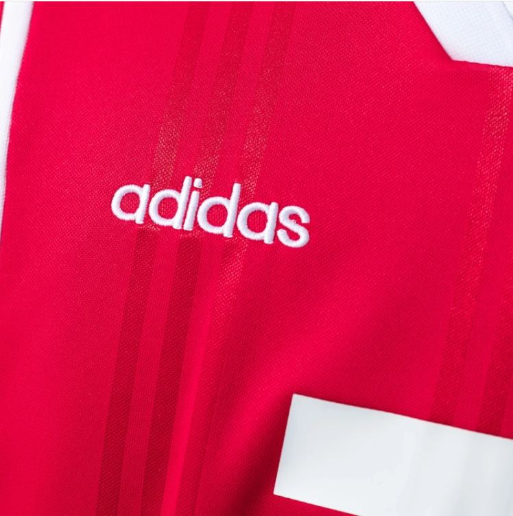 Benfica 97/98 Retro Home Jersey – Replica Football Soccer Shirt