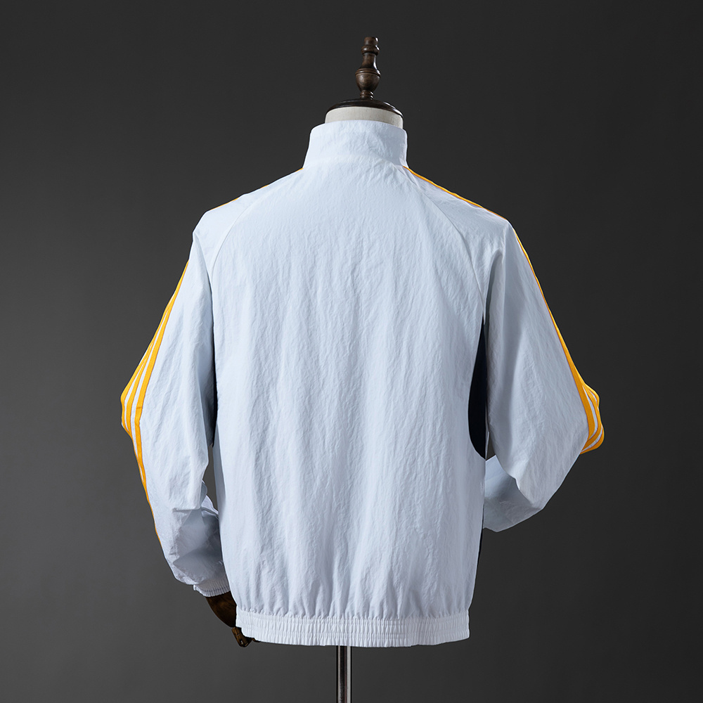 Real Madrid 25/26 Reversible Anthem Jacket Windbreaker – Replica Football Soccer Outfit – Size S–2XL