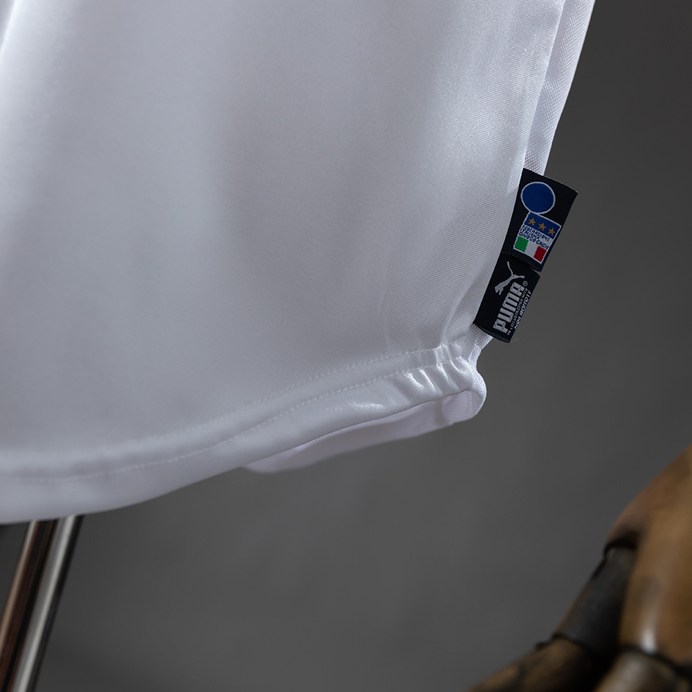 Italy 2004 Away Retro Jersey – Replica Football Soccer Shirt – S–XXL