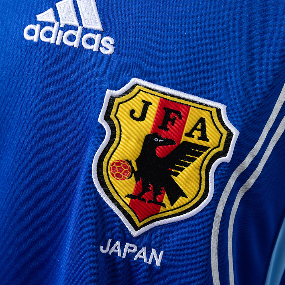 Japan 2006 Home Long Sleeves Retro Jersey – Vintage Replica Football Soccer Shirt – S–XXL