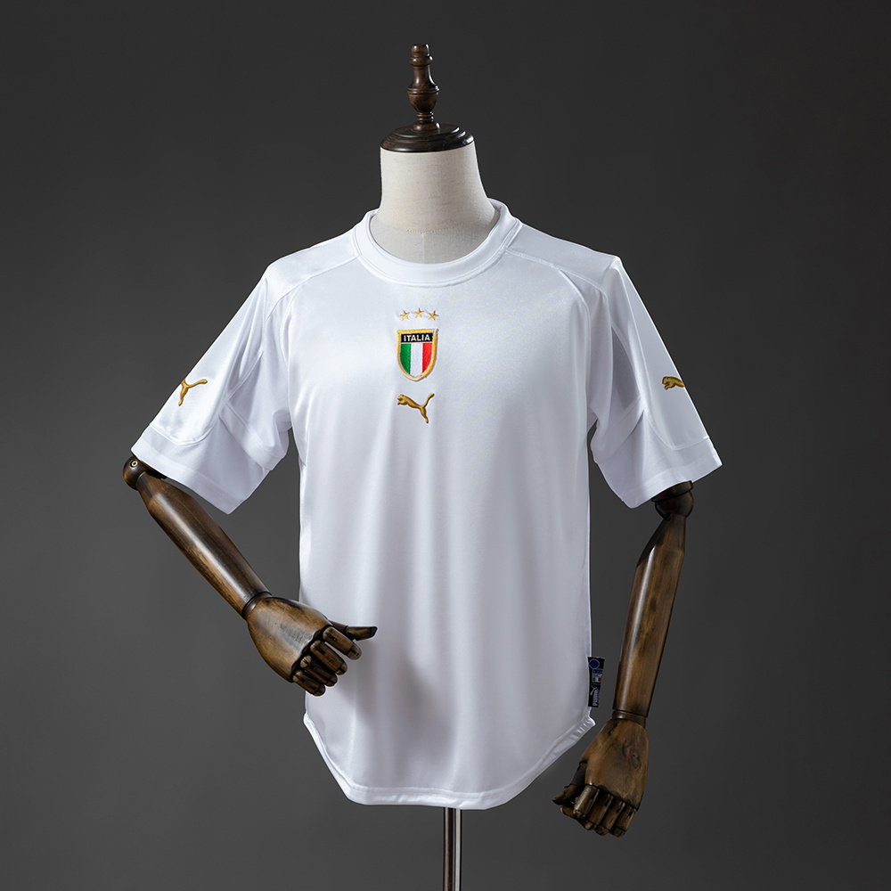 Italy 2004 Away Retro Jersey – Replica Football Soccer Shirt – S–XXL